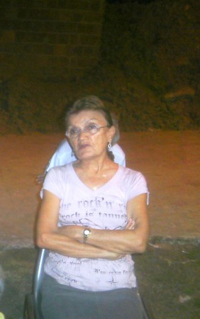 "Dona Carminha": (intercessora e Ornamentação)